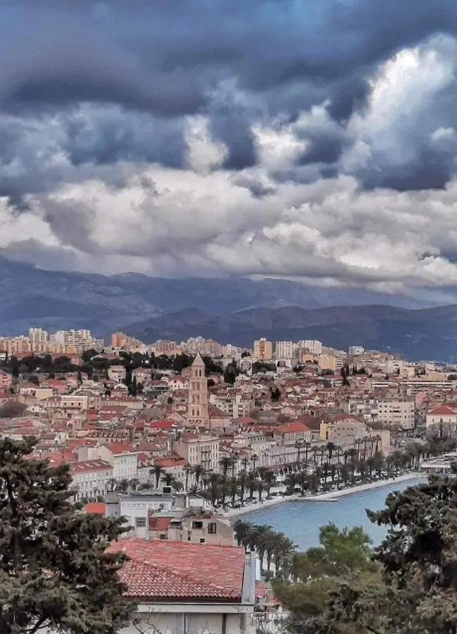 Apartment Vlatka Split