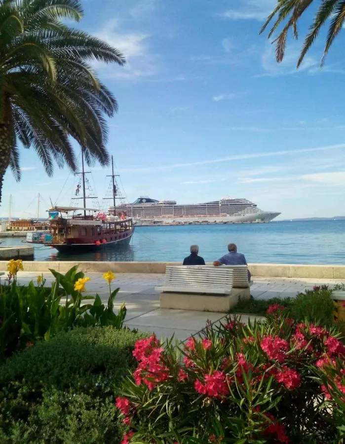 Apartment Vlatka Split